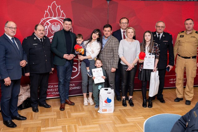 Piotr Książkiewicz i Aleksandra Baran to laureaci konkursu plastycznego OSP