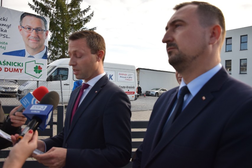 Ostra końcówka kampanii przed II turą wyborów w Kraśniku. Uchodźcy, oskarżenia i policja (ZDJĘCIA,WIDEO)