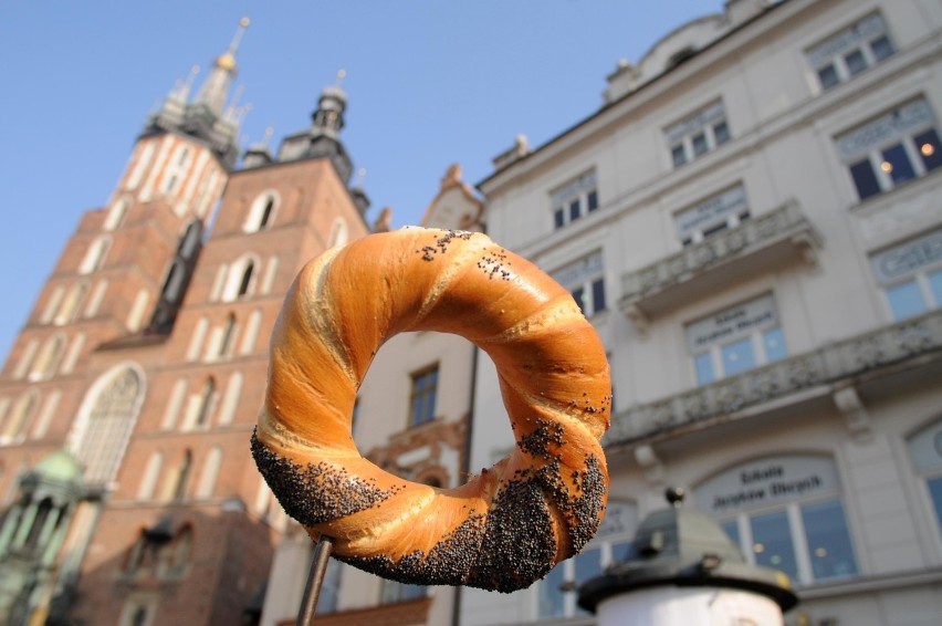 Oscypek, obwarzanek i łącka śliwowica, czyli małopolskie przysmaki, że palce lizać!