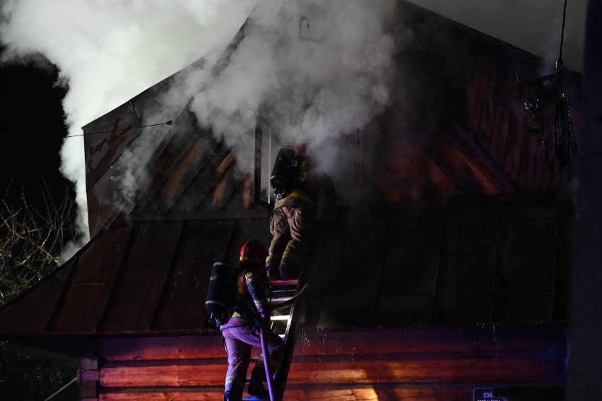 Pożar na Starej Pardałówce w Zakopanem