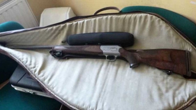 Broń i amunicja w domu 54-latka z Gdańska. Mężczyzna usłyszał zarzuty