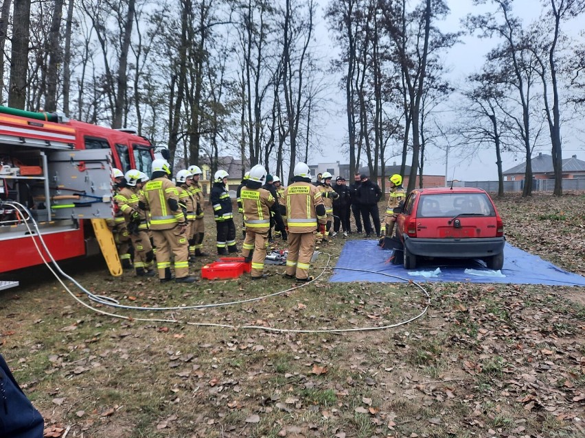 OSP Czartki i OSP Pólko przeszły szkolenie z ratownictwa technicznego. ZDJĘCIA