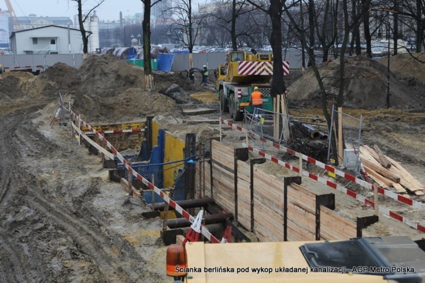Pod stacją Świętokrzyska będzie biegła rekordowej wielkości kanalizacja (ZDJĘCIA)