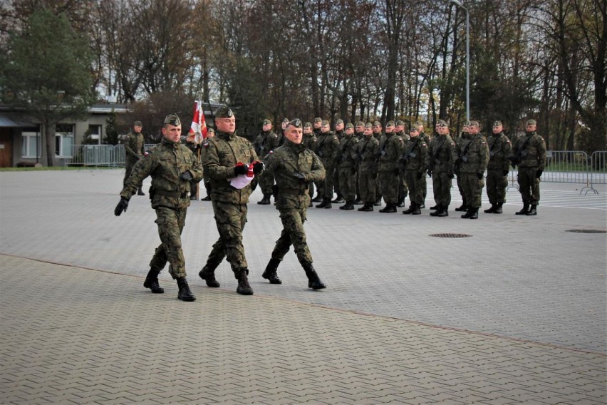 Przysięga wojskowa w 32 Bazie Lotnictwa Taktycznego w Łasku