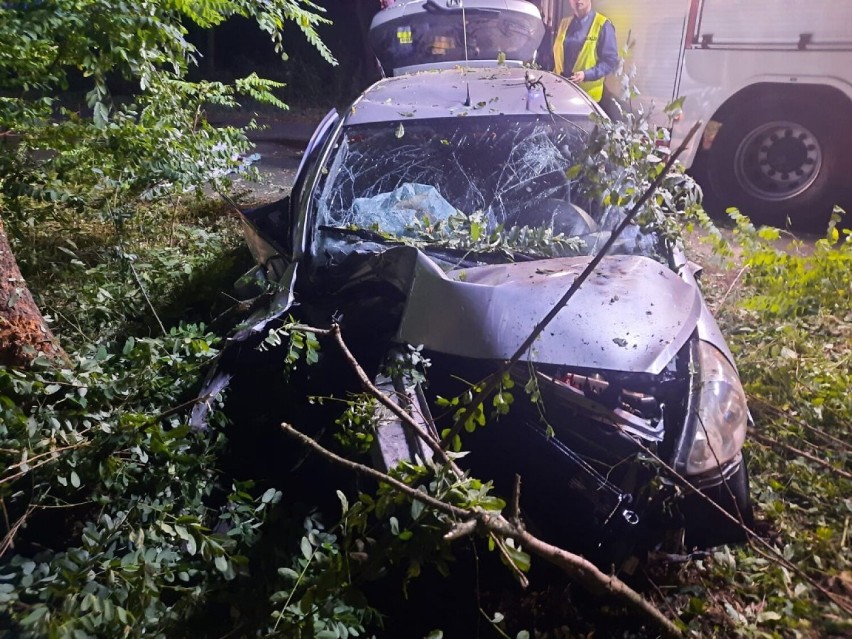 Pijany kierowca spowodował śmiertelny wypadek. Ważny apel oleśnickich policjantów!