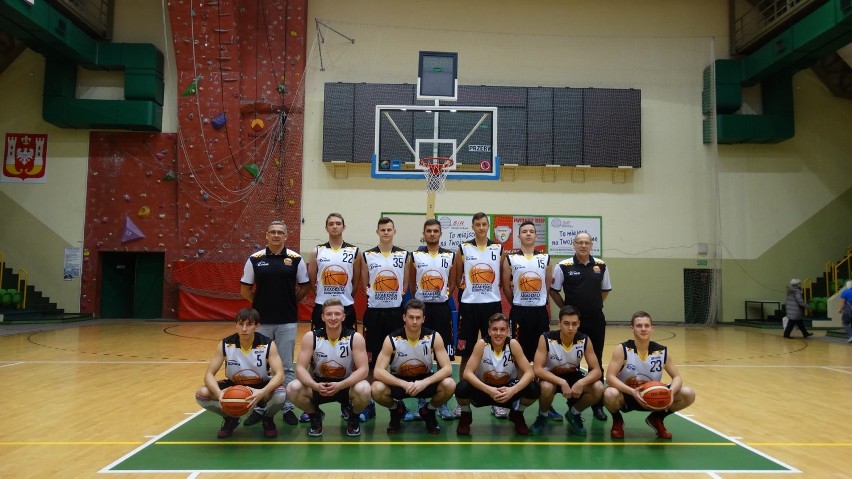 Koszykarze Kaspra w rozgrywkach centralnych