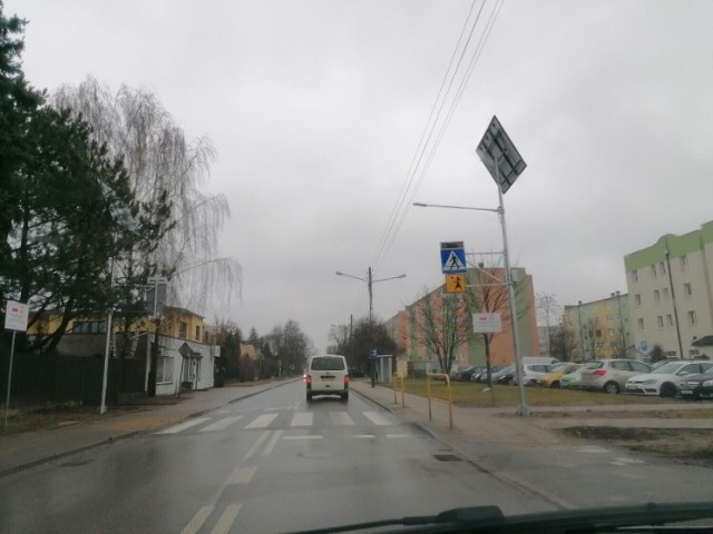 Bezpieczne przejście dla pieszych powstało ostatnio przy SP nr 1 na ul. Granicznej w Tomaszowie