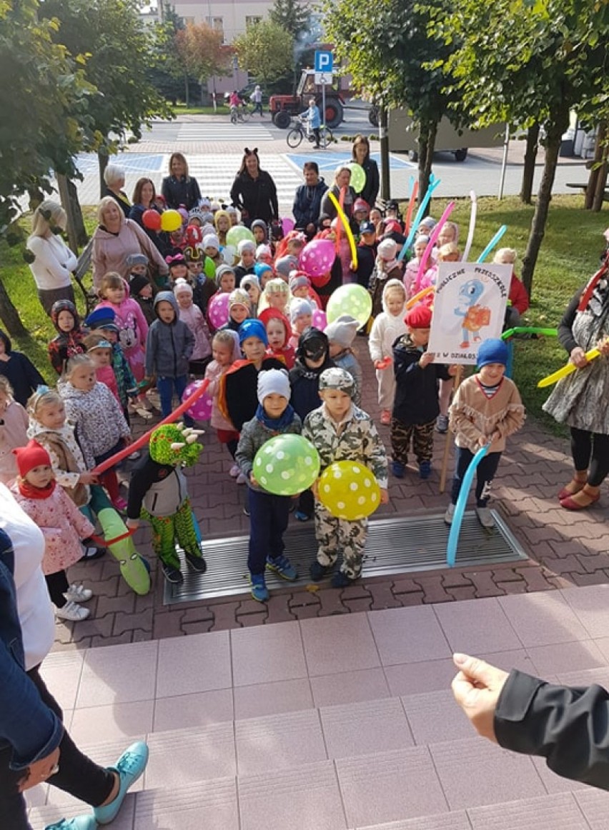 W Działoszynie przemaszerował barwny korowód z okazji Dnia Przedszkolaka [foto]
