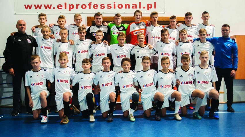 Piłkarska Przyszłość z LOTOSEM. W Luzinie marzą o zawodowej karierze piłkarskiej