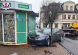 Wjechał w kiosk w Białej Podlaskiej. Był pod wpływem narkotyków