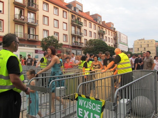 Wrocław: Tłumnie w ostatnim dniu strefy. Od poniedziałku demontaż (ZDJĘCIA)