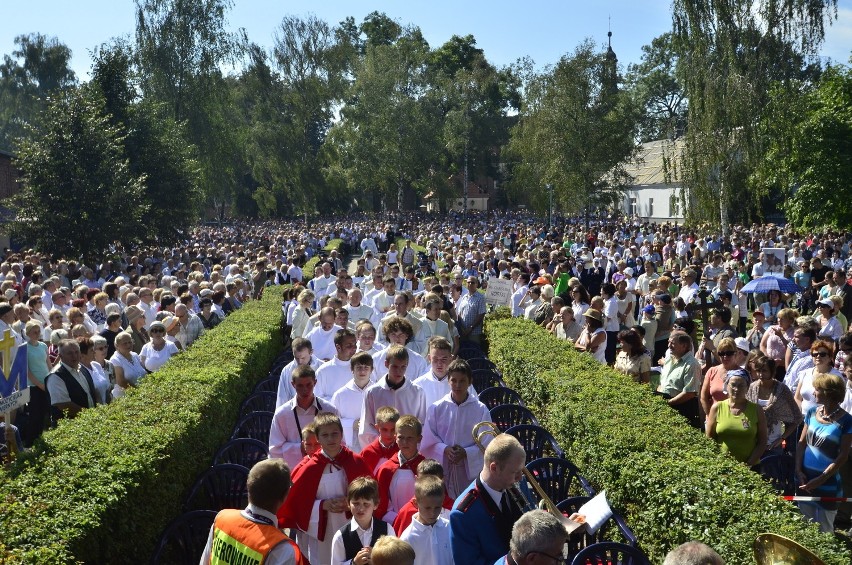 Tysiące wiernych brało udział w odpuście w parafii w Tulcach