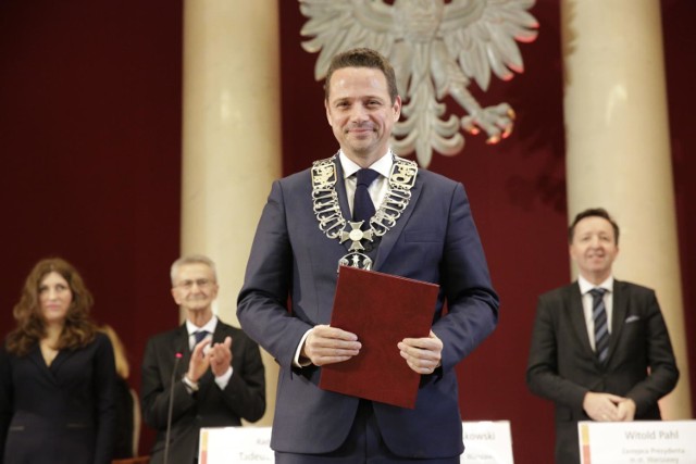 Rafał Trzaskowski oficjalnie prezydentem Warszawy. Złożył ślubowanie [ZDJĘCIA]