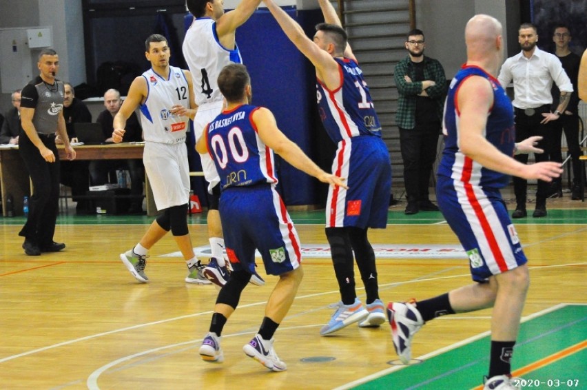 Zwycięski dla Kosza mecz z AZS Basket Nysa okazał się ostatnim w tym sezonie