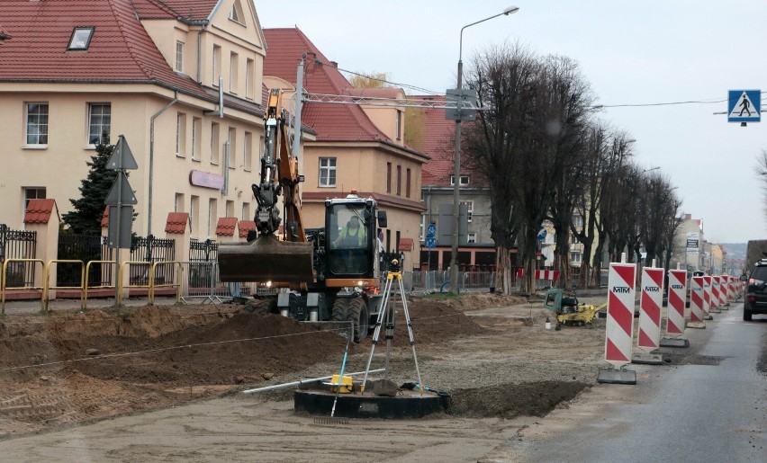 Grudziądz. Tak wygląda remont torowiska i ulicy Chełmińskiej. Jakie są utrudnienia w ruchu w Grudziądzu? Zobacz zdjęcia