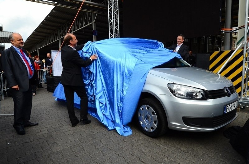 Z okazji jubileuszu odlewni  prezes VW Poznań Michael Kleiß...