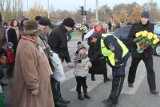 Policyjna akcja pod cmentarzem. Pancernik dla dziecka, kamizelka dla seniora [ZDJĘCIA]