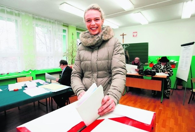 W niedzielę najbardziej emocjonująco zapowiadają się wybory w Wałbrzychu