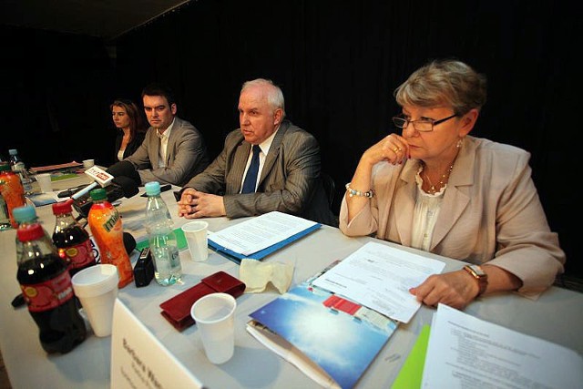 Krzysztof Diduch podczas czwartkowej konferencji prasowej.