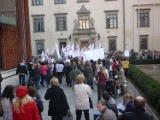 Tysiąc protestujących pod magistratem