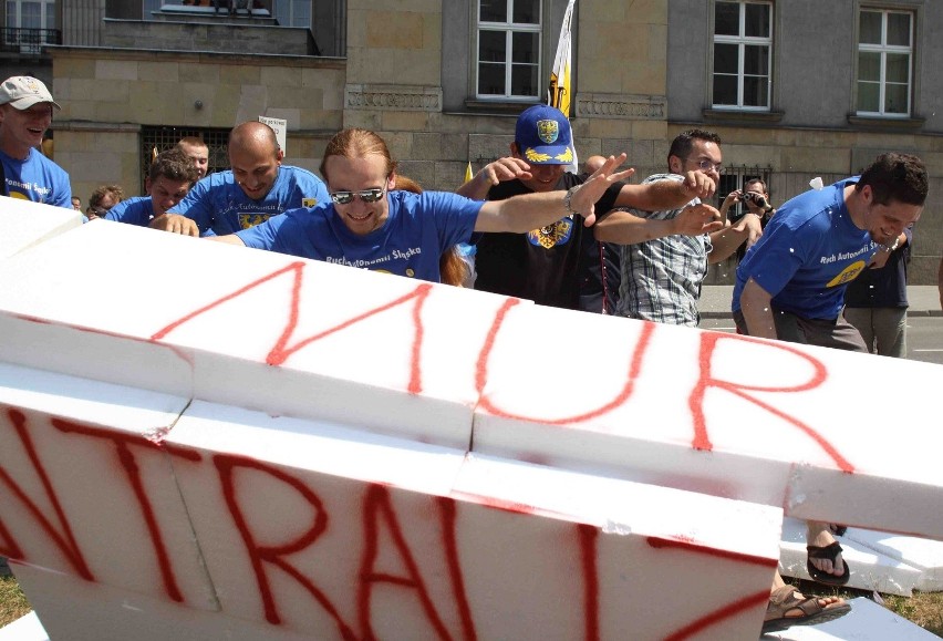 Czwarty Marsz Autonomii przeszedł przez Katowice GALERIA