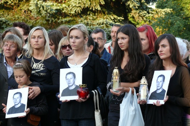 Sprawcy bestialskiego pobicia 27-letniego pilanina, Krzysztofa Barańczyka, pozostają na razie bezkarni