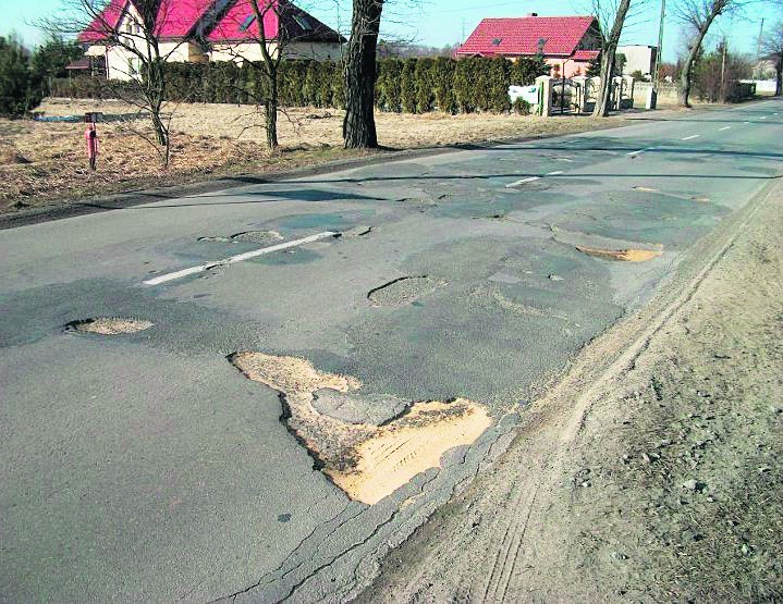 Małopolska: jest kasa na remont 24 kilometrów dróg