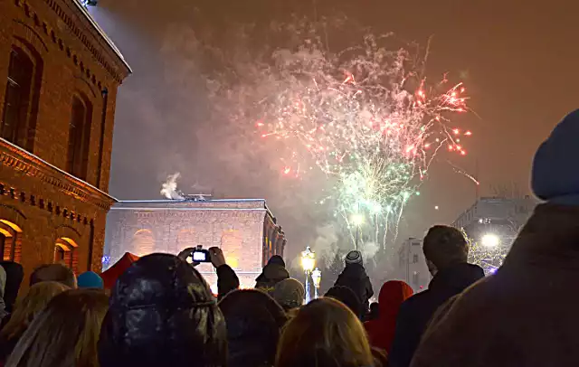 WOŚP 2013: światełko do nieba w Manufakturze