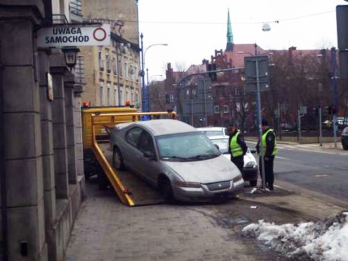 Poznań: Setki wraków samochodów na ulicach miasta [ZDJĘCIA]