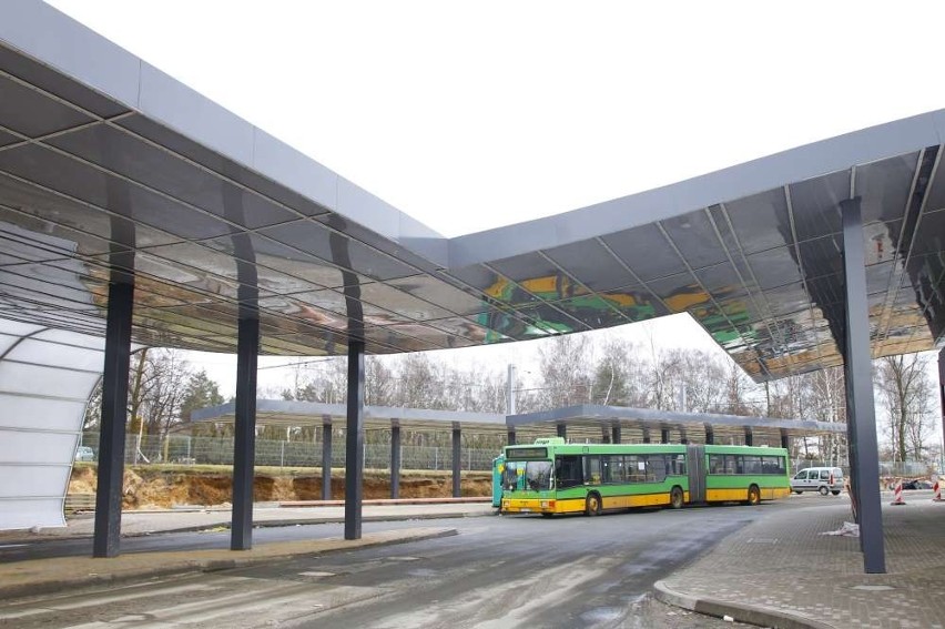 Dworzec tramwajowo-autobusowy na Junikowie. Dzisiaj...