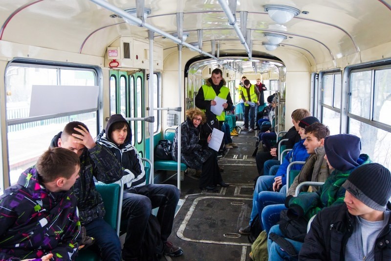 Tramwaj wojenny przejechał przez Poznań.