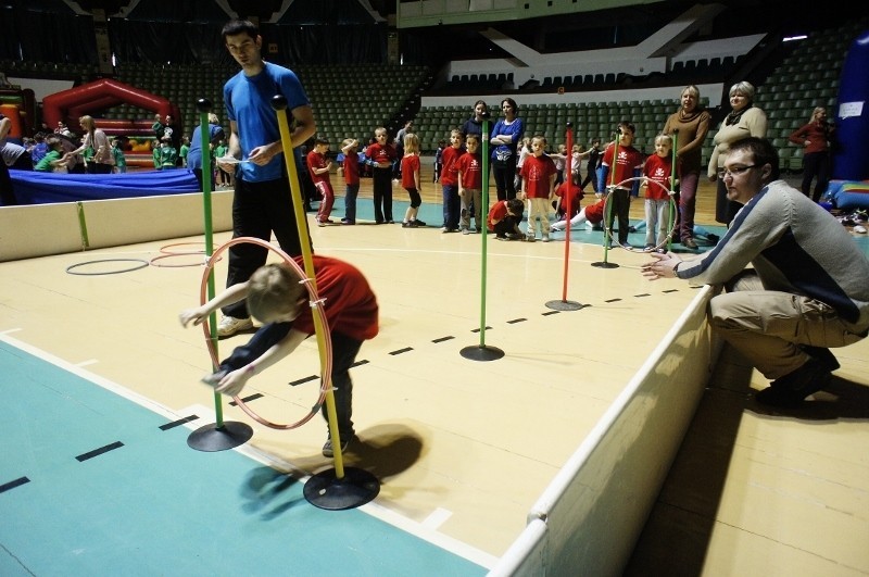 Sportowy Zajączek w Arenie, czyli sport i rekreacja dla...