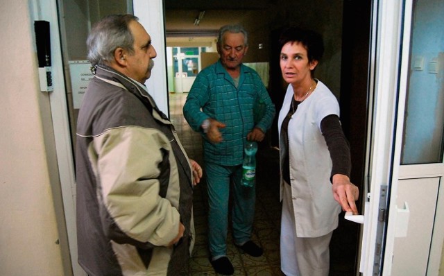 Na oddział wewnętrzny w puckim szpitalu, gdzie przez kilka godzin przebywał zmarły pacjent, odwiedzający nie mogą wchodzi