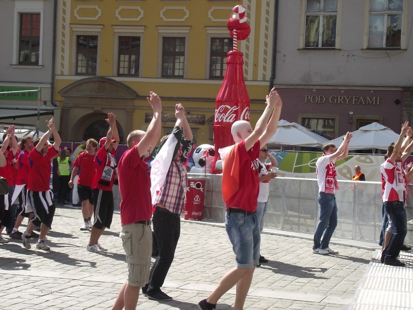 Wrocław: Piątek w strefie kibica (ZDJĘCIA)