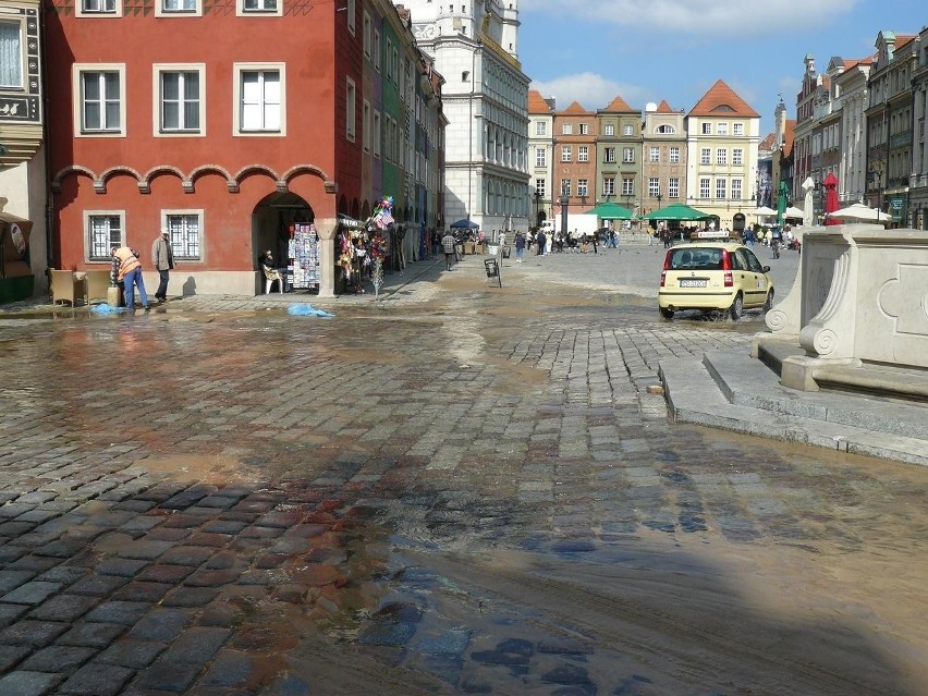 Poznań: Stary Rynek pod wodą. Zobacz film i zdjęcia