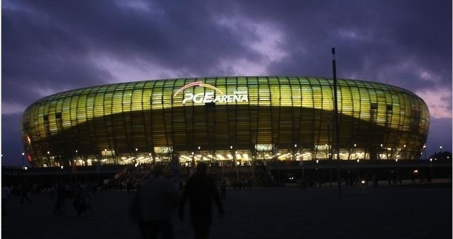 PGE Arena w Gdańsku – w nazwie stadionu reklamuje się...