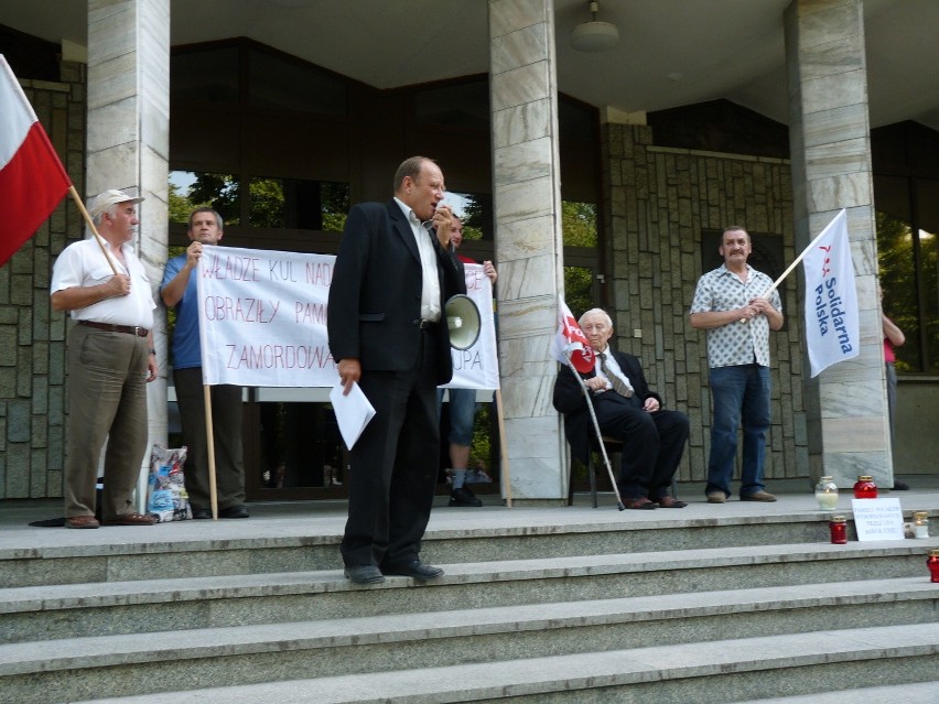 KUL: Protestowali przeciwko doktoratowi Juszczenki