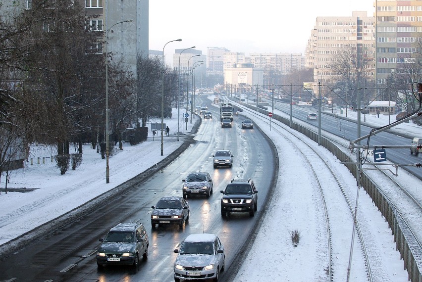 Atak zimy we Wrocławiu. Kto odśnieży Twoją ulicę? (ZDJĘCIA)