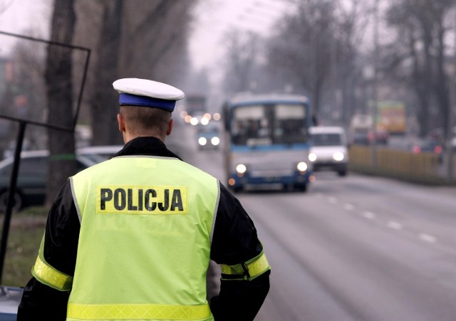 Motocyklista i pasażer zginęli pod Wieruszowem