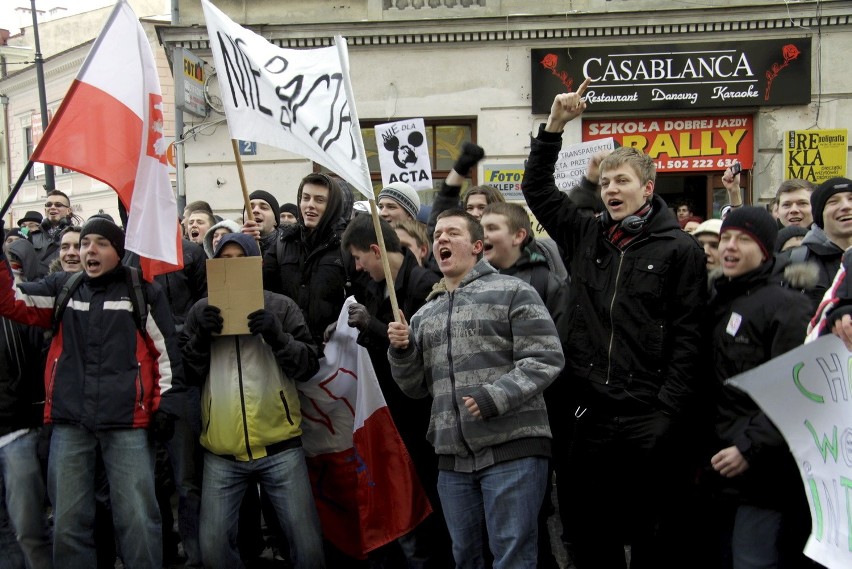 Protest przeciwko ACTA w Lublinie (ZDJĘCIA, WIDEO)