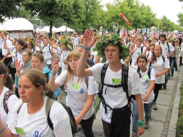 Pielgrzymka Diecezji Bielsko-Żywieckiej dotarła na Jasną Górę [ZDJĘCIA]