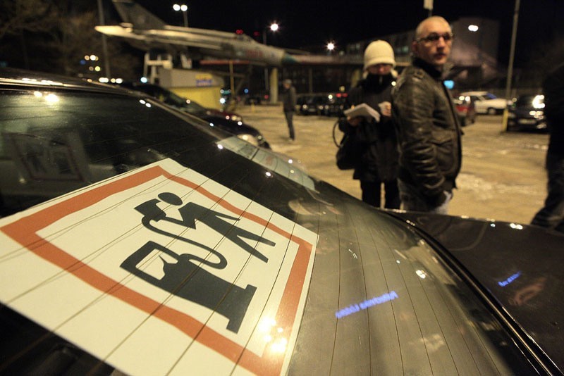 Kierowcy zablokowali stacje benzynowe w Łodzi [ZDJĘCIA+FILM]
