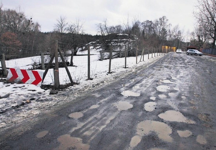 Inwestor zapewniał, że prócz budowy osiedla doprowadziłby do...