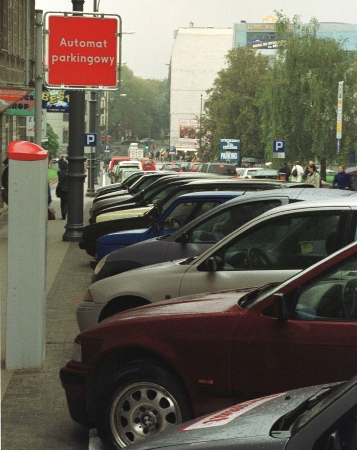 Poznań: Od dzisiaj opłaty za strefę o 100 procent w górę