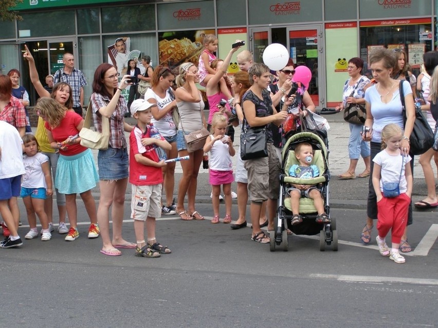 Parada Smerfów w Katowicach [ZDJĘCIA]