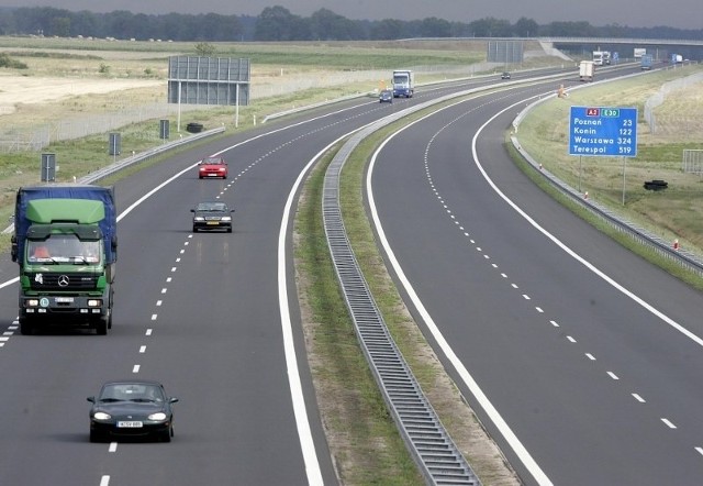 UOKiK zbada, czy ceny dyktowane za przejazd autostradą A2 nie są praktykami monopolistycznymi.