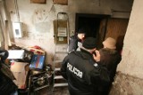 Łódź: w porannym pożarze poszkodowane 2 osoby