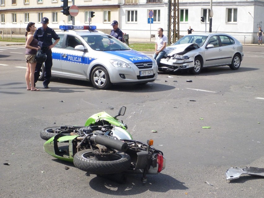 Motocyklista ranny w wypadku na Zielonej [ZDJĘCIA]