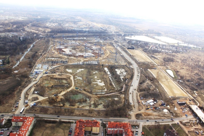Zdjęcia z budowy stadionu na Maślicach - 26 marca 2010