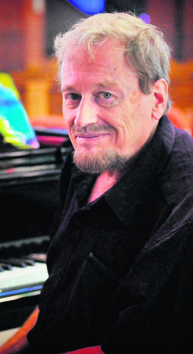 Adam Makowicz (ur. w 1940 roku) zaczął grać na fortepianie mając 10 lat